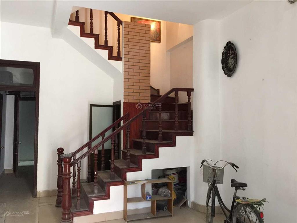 Cho thuê phòng điều hòa, nl gần cv thống nhất giá 3,5tr số b11 khu tt hồ ba mẫu 0913 345 ***