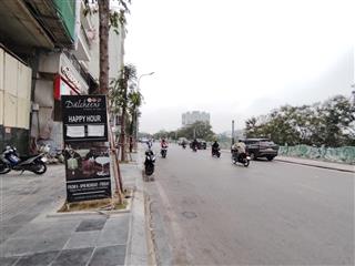 Bán nhà mặt phố xuân diệu  view hồ tây rất đẹp 74,4m*4,5t  mặt tiền hơn 5m  hè rộng  vị trí đắc