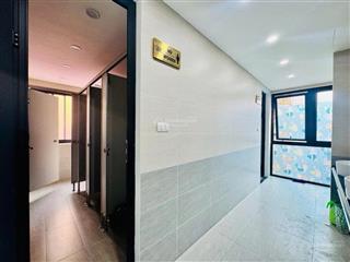 Bán tòa nhà thiết kế kiểu văn phòng ngay trung tâm phố  vị trí đẹp  phố lạc long quân  xuân la.