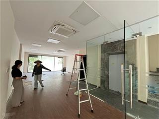 Cho thuê văn phòng tại him lam vạn phúc, 90 m2/tầng, sàn thông, vị trí mặt đường