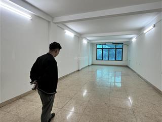 Cho thuê văn phòng mặt phố vạn phúc, diện tích 70m2/tầng, sàn thông như hình