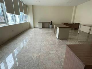 Cho thuê văn phòng khuất duy tiến, gần thăng long number one, 45 m2, tòa nhà 8 tầng
