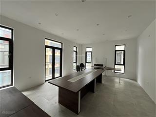 Cho thuê văn phòng tại him lam vạn phúc, 90 m2/tầng, lô góc đẹp, tầng 2 phòng, view thoáng