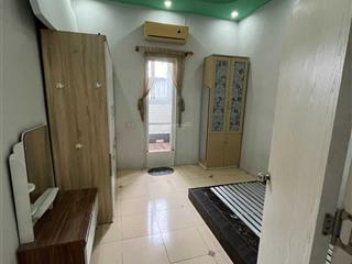 Cho thuê nhà 2 tầng ở nguyễn xiển, có 2 phòng ngủ + 1 phòng bếp, sẵn nội thất sẵn dùng