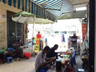 Chính chủ cho thuê 30m2 mặt bằng kinh doanh giá rẻ tại 25/205 tây sơn, đống đa, hà nội