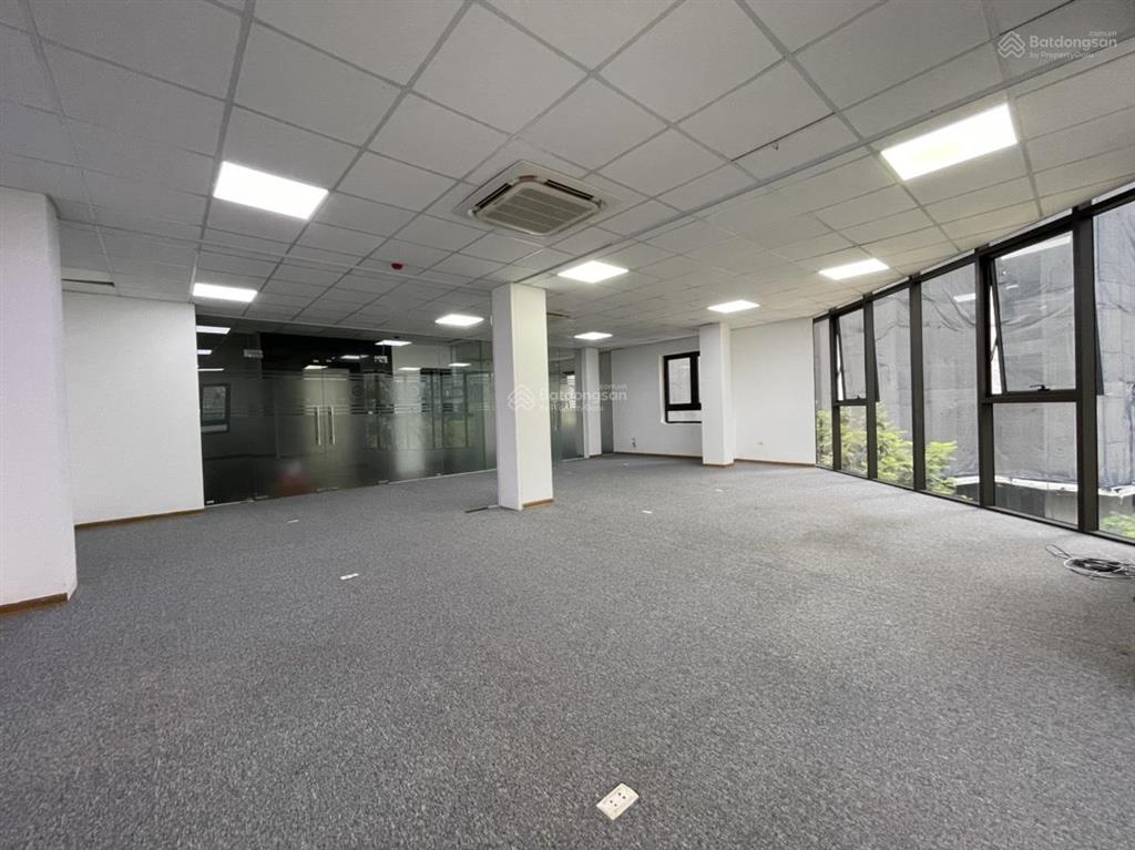 Chính chủ cho thuê văn phòng 120m2 giá rẻ, số 1/23 lê văn lương, thanh xuân, hà nội