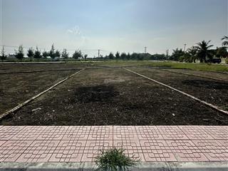 Chính chủ tôi cần bán 6 lô đất kcn vsip hải long giai đoạn 1 sẵn sổsát vách cổng kcn giao long