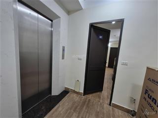 Phòng khép kín, đủ đồ, xách vali đến ở ngay mặt ngõ 157 chùa láng