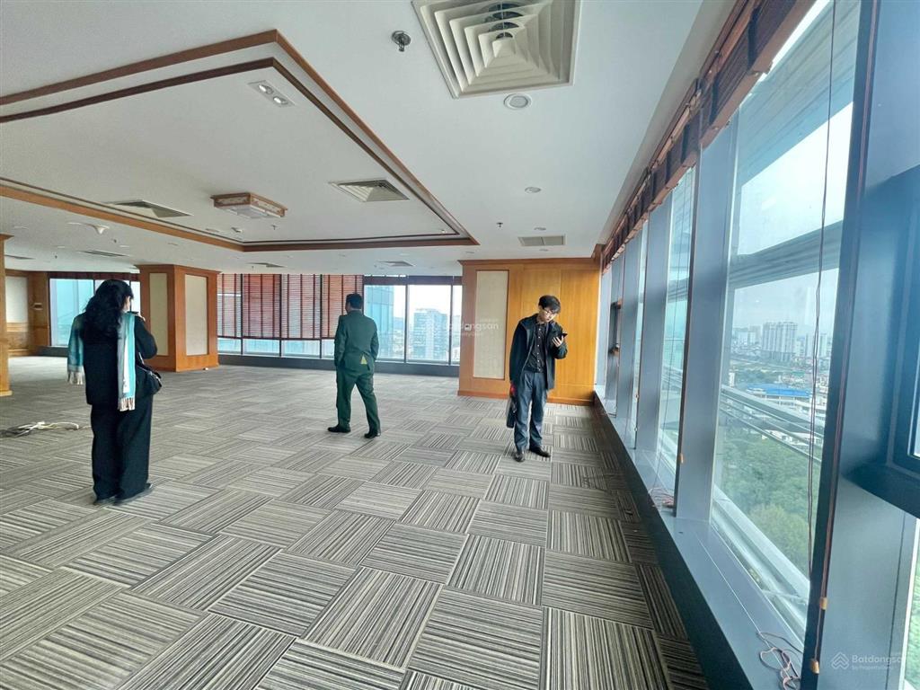 Chính chủ cho thuê văn phòng golden palace 335m2 như ảnh, cam kết rẻ nhất khu vực nam từ liêm