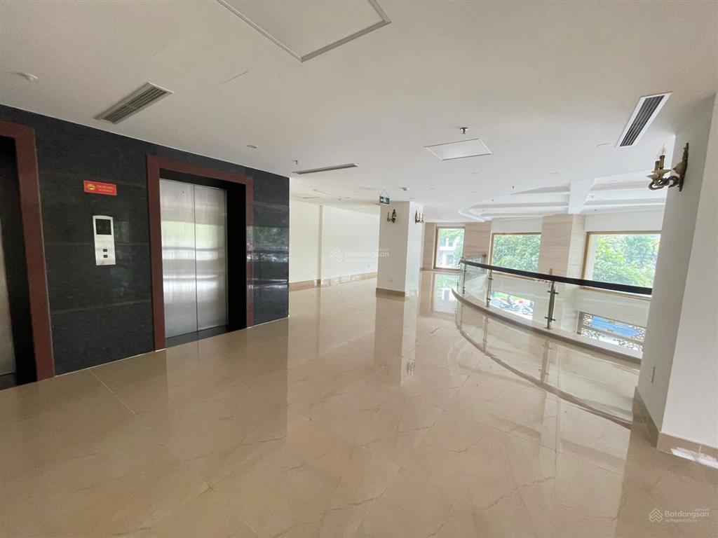 Trực tiếp chủ đầu tư cho thuê văn phòng tòa building phố trần thái tông giá siêu ưu đãi cho khách
