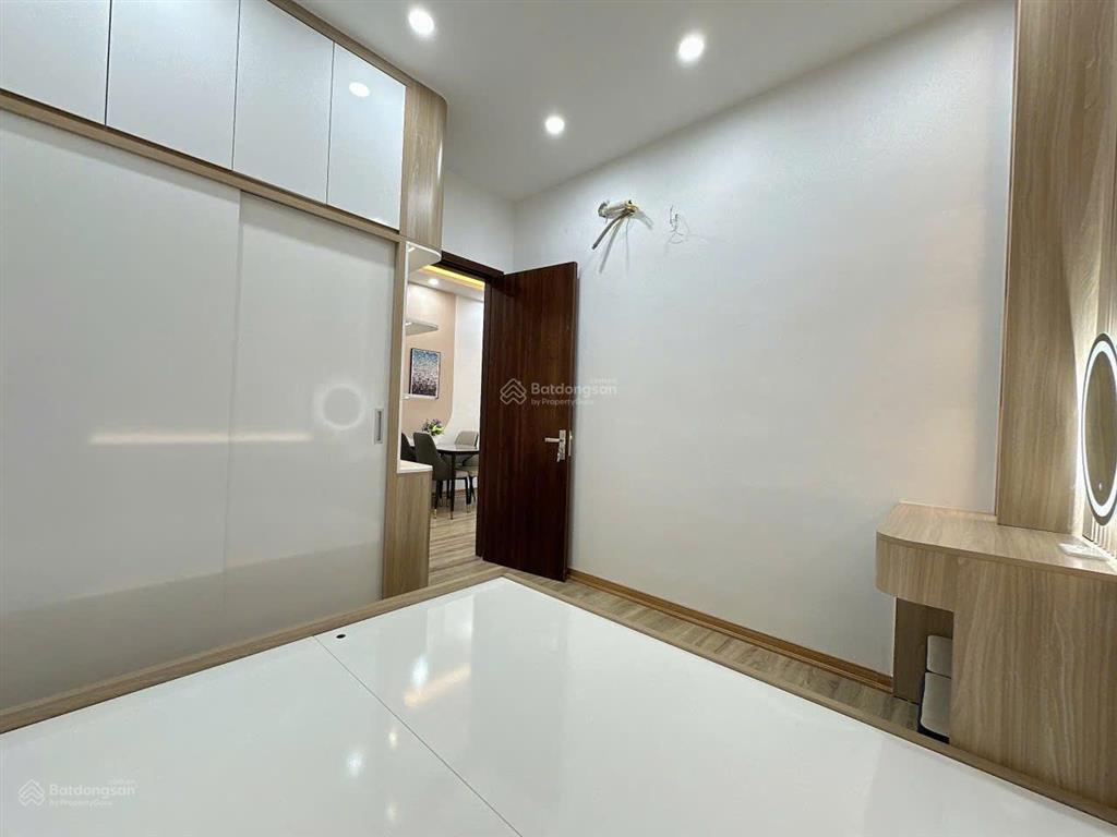 Chính chủ cần bán căn hộ vp6 linh đàm, 61,5m2, 2 phòng ngủ, nội thất full đồ