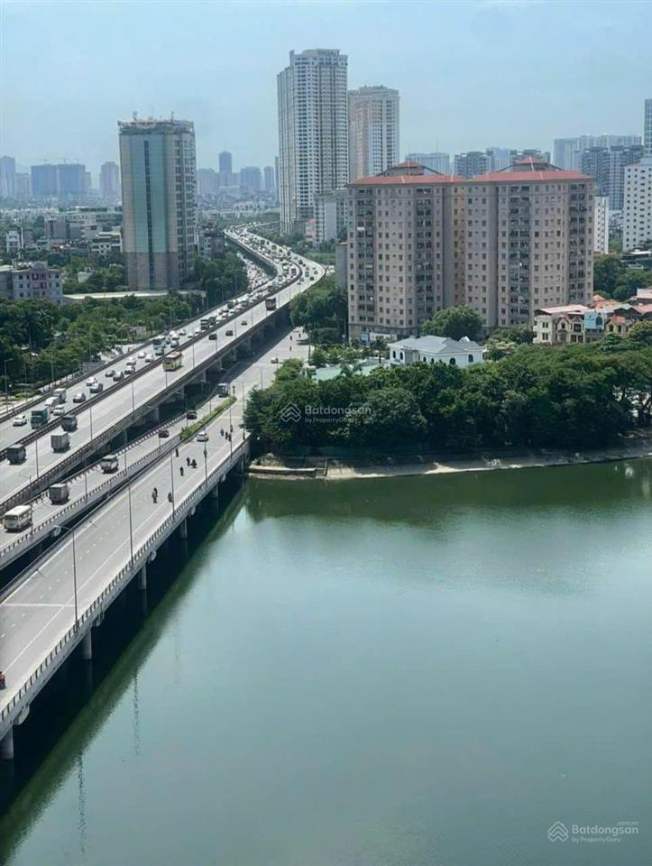 Chính chủ cần bán gấp căn hộ vp6 linh đàm diện tích 68m2 căn vuông tầng đẹp nhất tòa