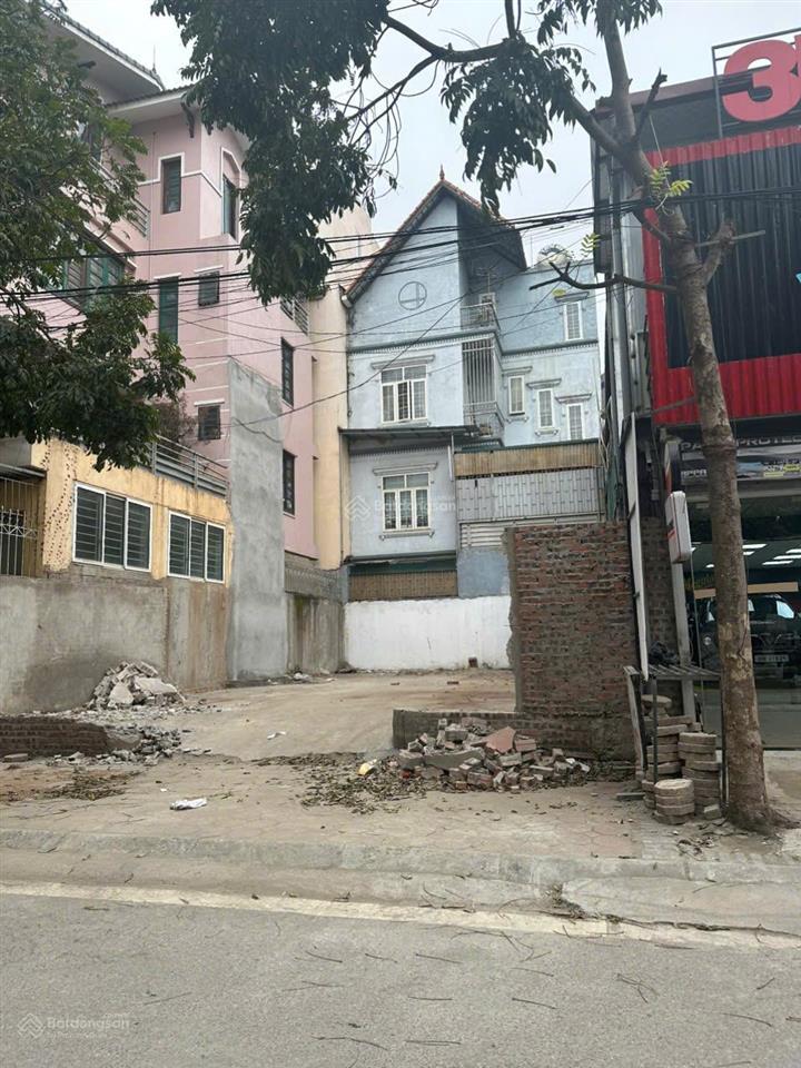 Chính chủ bán mảnh đất đầu tư ngõ 655 lạc long quân 350m2, mặt tiền 24m. giá 9x tỷ. 0888 486 ***