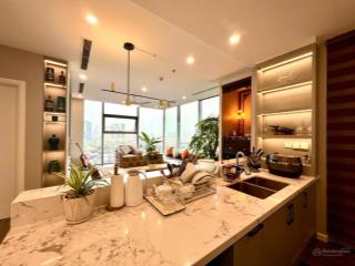 Nhà em cho thuê căn hộ 150m2 có 3pn full giá 30tr toà green diamond 93 láng hạ. 0888 486 ***.