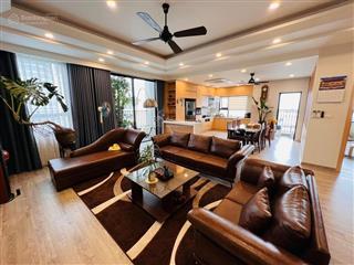 Nhà em cho thuê căn hộ 142m2,4pn full đồ giá 20tr/tháng toà e1 ciputra. 0888 486 ***.