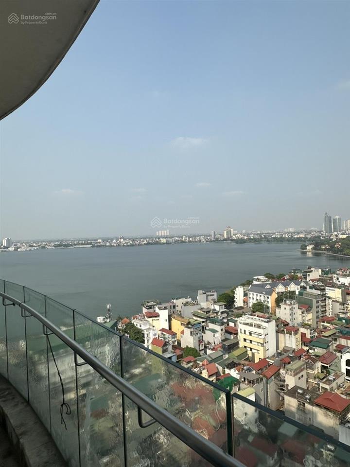 Chính chủ bán lại căn hộ 185m2, 3pn view hồ tây tòa golden westlake số 151 thuỵ khuê.  0888 486 ***
