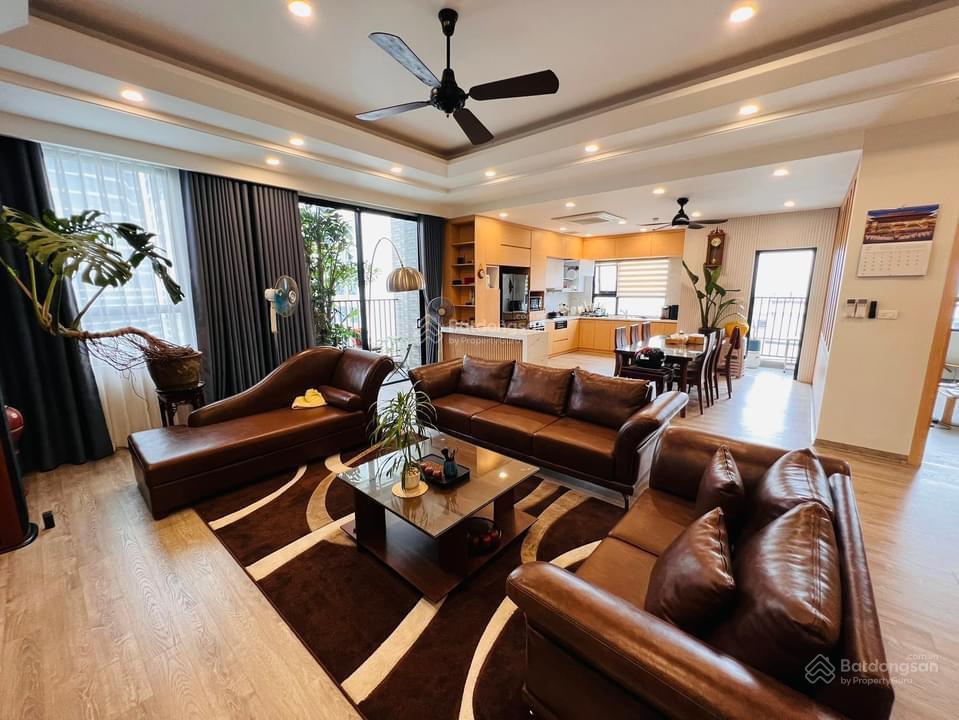 Chính chủ bán lại căn hộ 185m2, 3pn view hồ tây tòa golden westlake số 151 thuỵ khuê.  0888 486 ***