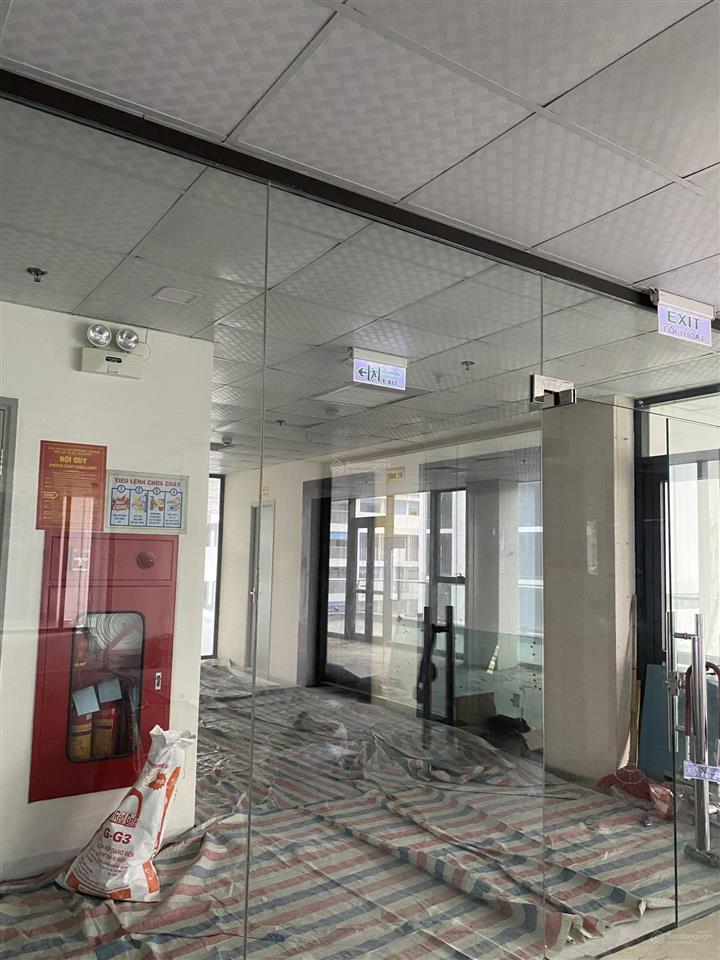 Cho thuê văn phòng tòa nhà 36 lý nam đế. 100m2