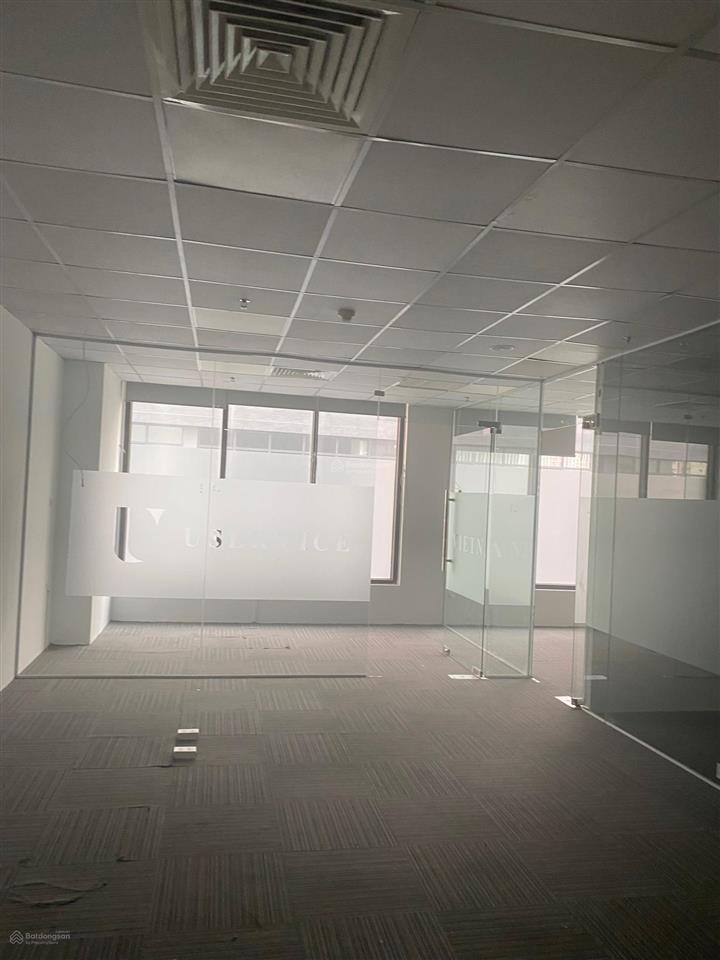 Cho thuê văn phòng toà aqua tower, yên phụ 80, 100, 150, 200, 500m2 giá 140 nghìn/m2/th