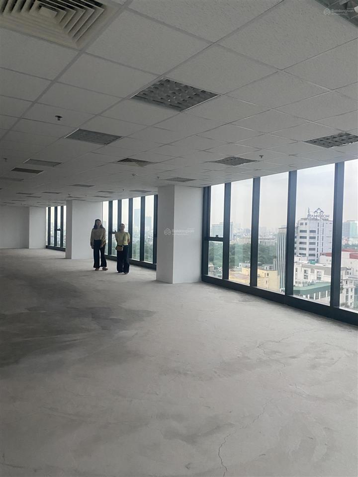 Cho thuê văn phòng tòa the marc phố trần thái tông, cầu giấy 200m2, giá 130k/m2/th