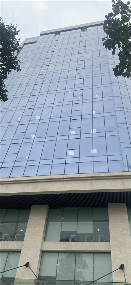 Cho thuê văn phòng tòa nhà vạn phúc building phố tố hữu diện tích 50m2, 100,150,250m2 giá 150k/m2