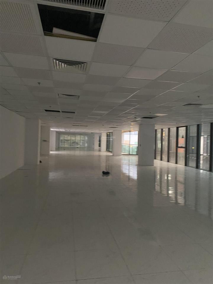 Cho thuê văn phòng tòa nhà vạn phúc building phố tố hữu diện tích 50m2, 100,150,250m2 giá 150k/m2