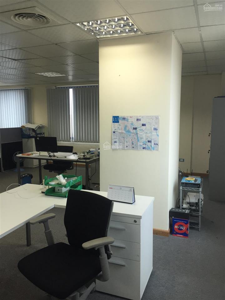 Cho thuê văn phòng đường phạm văn đồng, khu ngoại giao đoàn 150m2 giá 110k/m2