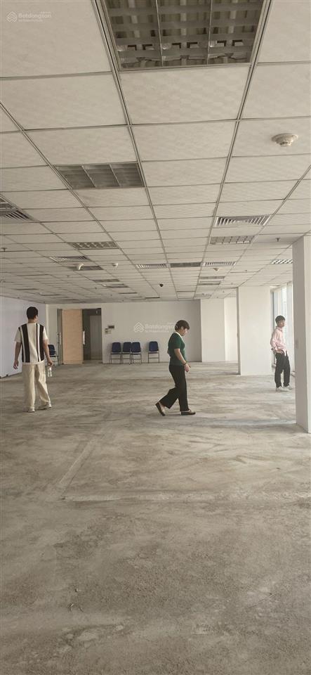 Cho thuê văn phòng phố khúc thừa dụ, phường cầu giấy diện tích 150m2