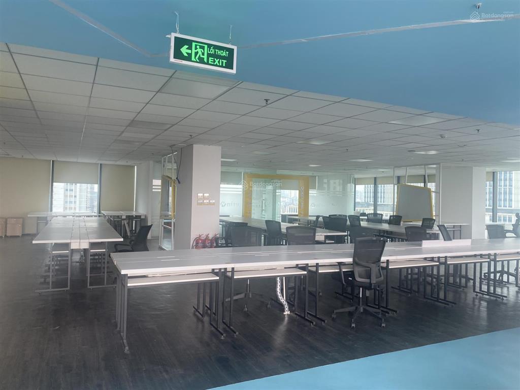 Cho thuê vp tòa plaschem tower, nguyễn văn cừ, long biên 150m2, giá thỏa thuận