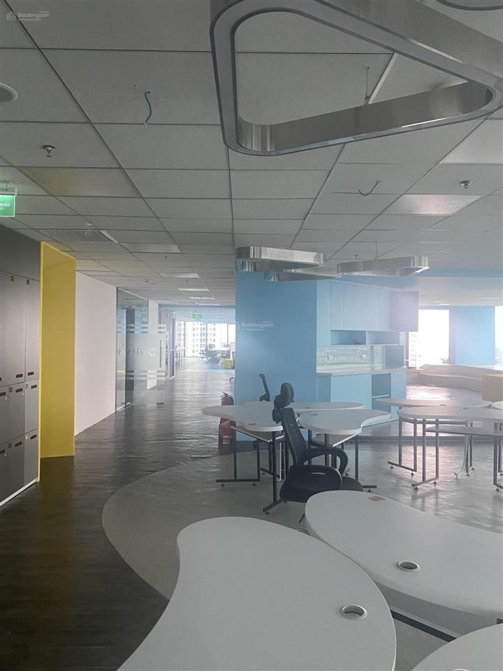 Cho thuê văn phòng tòa nhà elcom 19 duy tân, cầu giấy, 150m2