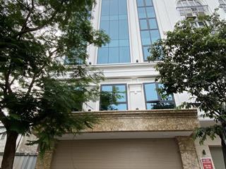 Cho thuê nhà phân lô tại trung yên 11. dt 150m2 * 5 tầng. mt 6m. chia phòng. giá 60 triệu
