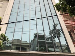 Cho thuê nhà phân lô tại mai dịch. dt 50 m2 * 7 tầng. mt 5 m. thông sàn, thang máy