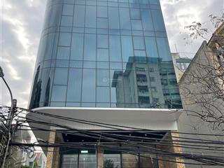 Cho thuê nhà riêng tại trần vỹ . dt  70 m * 7 tầng + 1 hầm . mt  6m , thông sàn , thang máy