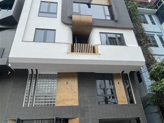 Cho thuê nhà riêng tại trung kính lớn . dt  70 m * 5 tầng . mt  5 m. ngõ ô tô đỗ cửa