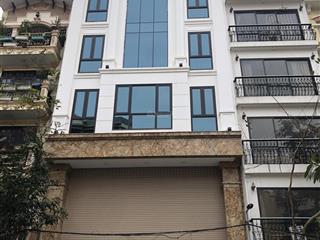 Cho thuê nhà riêng tại lạc long quân.dt  57 m * 6 tầng .mt  5 m . thông sàn , thang máy, ngõ ô tô