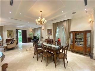 Chính chủ bán căn song lập vinhomes riverside long biên. nhà hoàn thiện đầy đủ đồ rất đẹp giá 62 tỷ