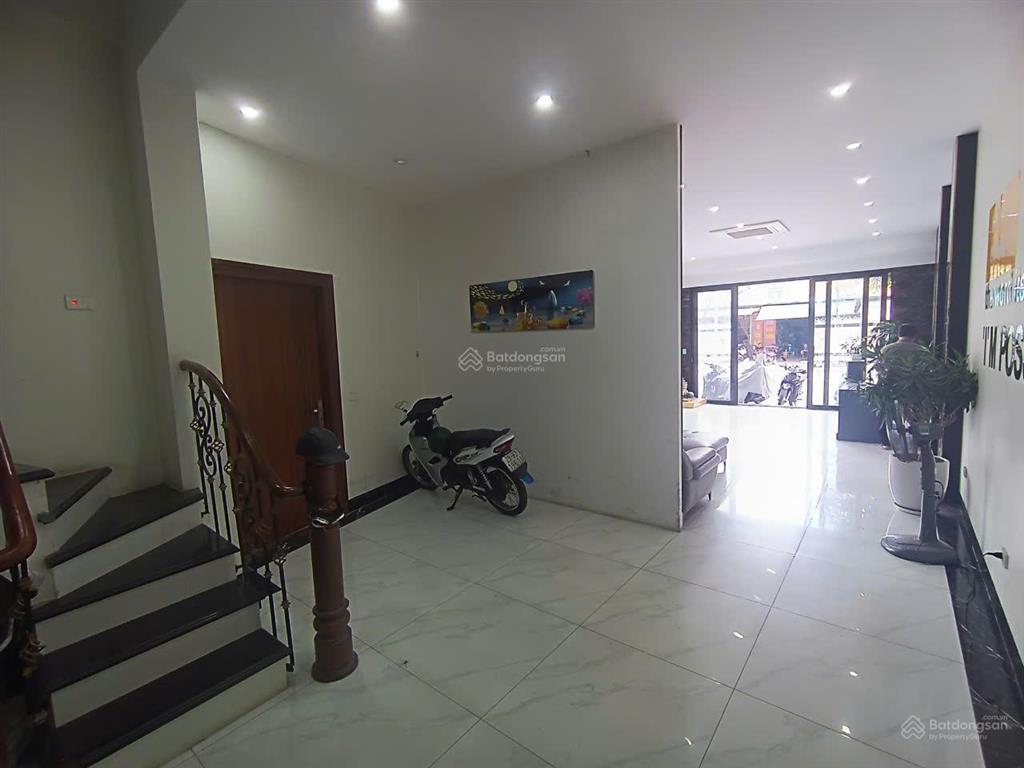 Cho thuê nhà riêng nguyễn cơ thạch, mỹ đình 1. dt 110m, 5 tầng, ô tô tải đỗ cửa. 37 triệu
