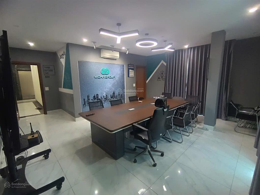 Cho thuê nhà riêng nguyễn cơ thạch, mỹ đình 1. dt 110m, 5 tầng, ô tô tải đỗ cửa. 37 triệu