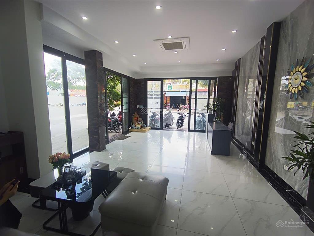 Cho thuê nhà riêng nguyễn cơ thạch, mỹ đình 1. dt 110m, 5 tầng, ô tô tải đỗ cửa. 37 triệu