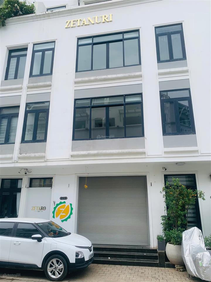 Bán liền kề vinhomes gardenia hàm nghi. dt 95m, 5 tầng, mặt tiền 6m, có sổ đỏ. giá 38 tỷ