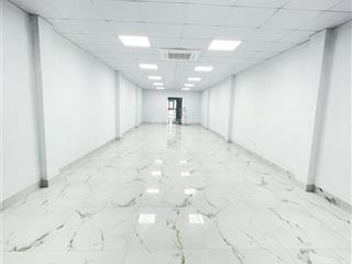 Cho thuê văn phòng đẹp ở lê văn lương, 15 triệu/th, 70m2, tiện ích đầy đủ
