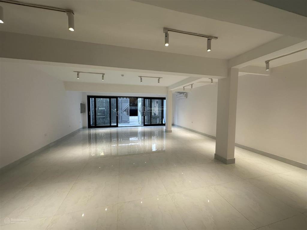 Bán nhà ngõ 26 đỗ quang  cầu giấy, dt 96m2 x 7 tầng  1 hầm, mt 7m, gara ô tô.  0988 138 ***