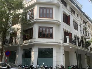 Liền kề vip 90 nguyễn tuân  thanh xuân, dt 72m2, 5 tầng, thang máy giá 42,x tỷ,  0988 138 ***
