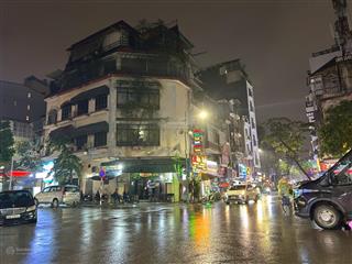 Khách sạn phố cửa đông  hoàn kiếm, dt 160m2 x 9 tầng, mt 8,5m, kd víp giá 249 tỷ .  0988 138 ***