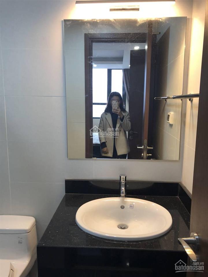 Cần cho thuê gấp ch 3pn, dt 125m2 khu resco cổ nhuế nội thất full đồ. giá 11 triệu  0979 062 ***