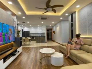 Cần bán gấp căn hộ ở tòa n04bt2 ngoại giao đoàn dt 103m2, 3pn full đồ. giá 75tr/m2  0979 062 ***