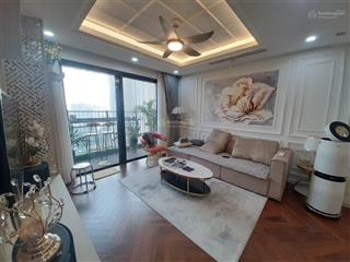 Cần bán chcc d'capitale trần duy hưng, tòa c6, 3 phòng ngủ, đầy đủ nội thất, ban công đông nam