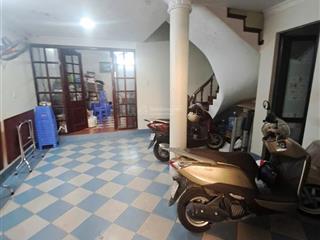 Cho thuê nhà ngõ 61 phố phạm tuấn tài, diện tích 80m2 x 5 tầng, mặt tiền 5m, đường rộng để ô tô