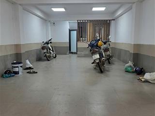 Nhà ngõ 106 hoàng quốc việt, diện tích 65m2 x 7 tầng có thang máy đủ điều hòa, đường ô tô tránh
