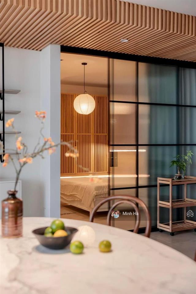 Cần bán căn hộ hoàng cầu skyline dt97m, 3 ngủ căn góc tầng trung đẹp hướng mát 0903 261 ***